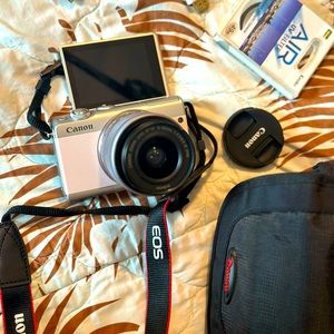 COPY - Canon EOS M100 Mirrorless Digital Camera with 15-45mm Lens (Pink)